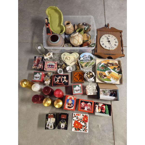 *Pick Up At Mantua Home-No Shipping Available* 20'' Gorgeous Wood Wall Clock, New Boxed Christmas De