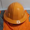 Image 2 : Orange Reflective Vest With Four Buckles And Hard Hat