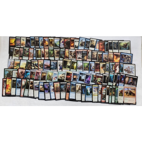 Large Collection of Over 100 Assorted Magic The Gathering MTG Trading Cards 