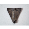 Image 2 : Vintage German NS Frauenchaft Badge Pin RZM M1/34 Triangle Enamel - Historical Collectible Piece 