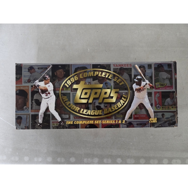 Mint Condition 1996 Complete Set Series 1 & 2 Topps MLB 440 Cards 