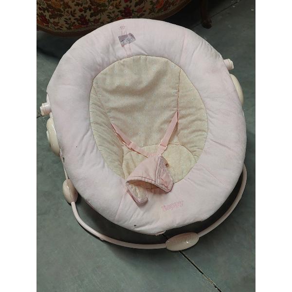On Wheels - Keep Baby Comfy And In Place