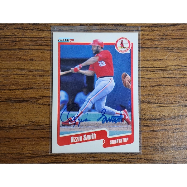 1990 Fleer Baseball Card - Ozzie Smith #260