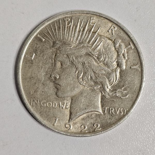 1922 90% Silver Peace Dollar Coin FV: $1.00