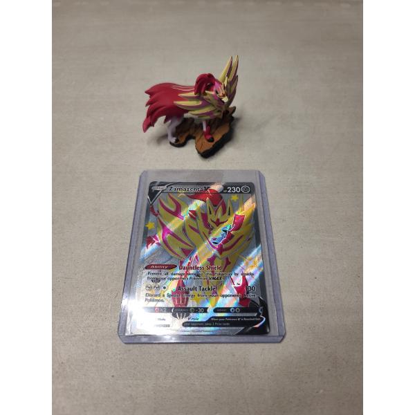 Zamazenta V Black Star Promo Pokemon Card SWSH293 Shiny With Matching Figure
