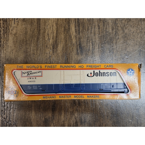 Mehano HO Scale Approximately 8'' Johnson Wax Box Car In Great Condition With Box
