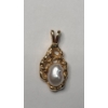 Image 1 : 14K Yellow Gold Brutalist-Style Openwork Pendant With Baroque Freshwater Pearl - Weight: 2.7g