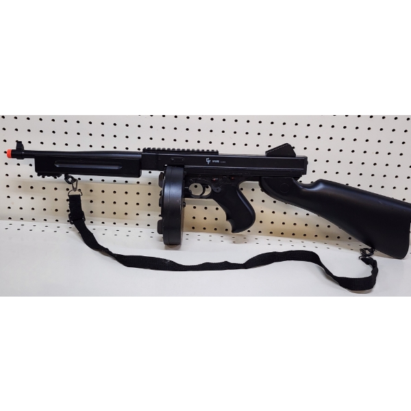GFSMG Tommy Gun Style Semi Auto Airsoft Gun Featuring Drum Magazine With Shoulder Strap ~ UNTESTED