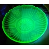Image 6 : 1930's Anchor Hocking Mayfair/Open Rose Green Uranium Glass Depression Glass Low Bowl