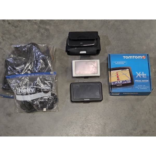 GPS Units, AC Cords And Mounts 