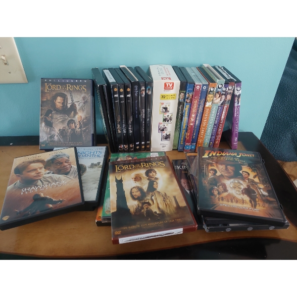 Large Group Of Popular DVD Movies As shown