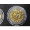Image 3 : Kennedy Half Dollar 4-Coin Collection ft. Holo, Gold-Plated, Colorized In Wooden Display