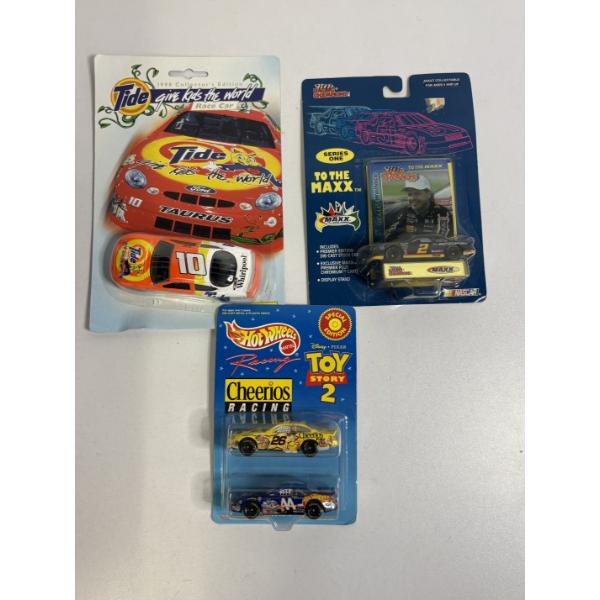 3 Die Cast Cars NIB! - Tide 1998 Collector's Edition Race Car - Racing Champions To the Maxx Series 