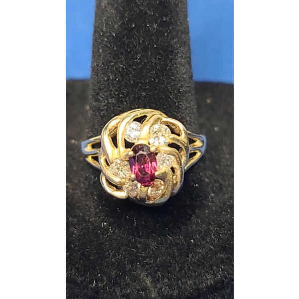 Women's 14K Gold With Diamonds & Oval Pink Sapphire Ring - Size 10- Weight: 4.3g