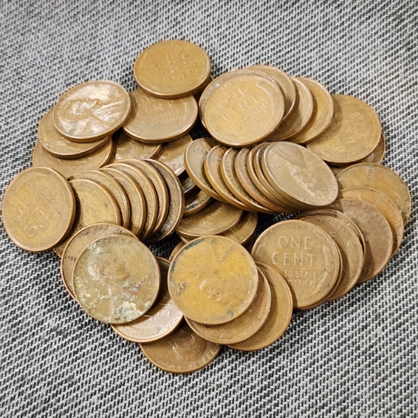 Large Assortment of 1953 P & D Mint United States Pennies ~ Face Value $0.50
