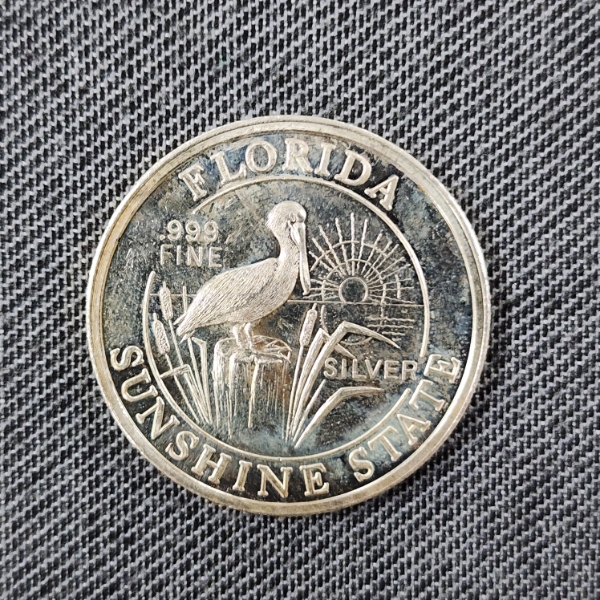 One Troy Ounce .999 Fine Silver Round Florida Sunshine State Design