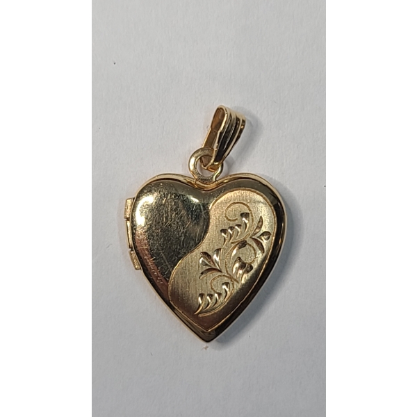 14K Yellow Gold Heart Locket Pendant With Etched Floral Motif - Weight: 1.4g