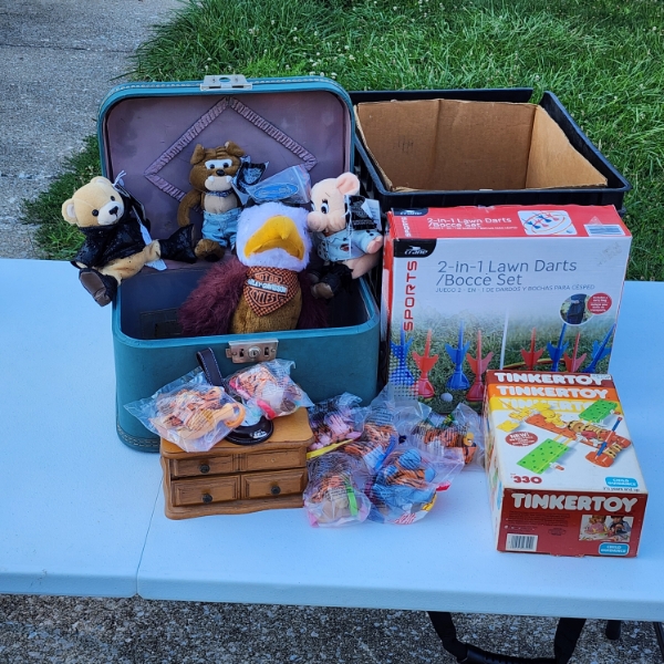 Large Lot of Assorted Harley Davidson Collectibles & Sealed Collectible Pooh Toys With Assorted Toys