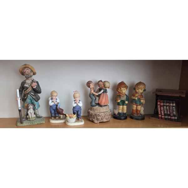 PICKUP IN CANTON - Vintage Denim Days Figurines, Wind Up Music Box Trio, Hunter Figurine & More