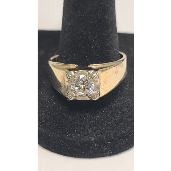 Impeccable Men's 14K Gold Ring With Genuine Solitaire Style .97Ct Diamond - Size 11.5 - Weight: 6.6g