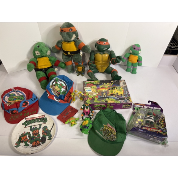 Vintage Ninja Turtle Toy Lot - 3 Stuffed Turtles - 1 Large Michaelangelo Figurine 