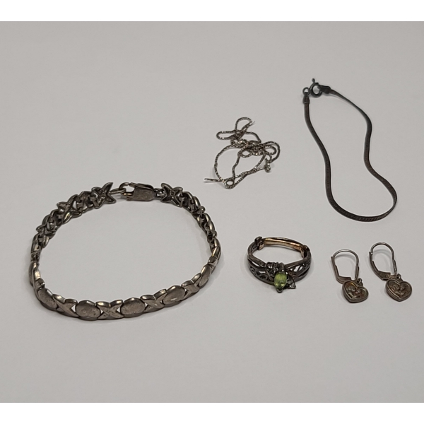 Collection Of Sterling Silver Jewelry (Including Scrap Piece) - Weight: 19.5g 