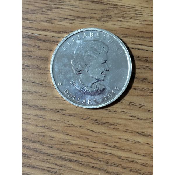 1 Ounce Fine Silver - Canada - Queen Elizabeth II 2013 - With Orange Leaf - FV $5.00 - Encapsulated