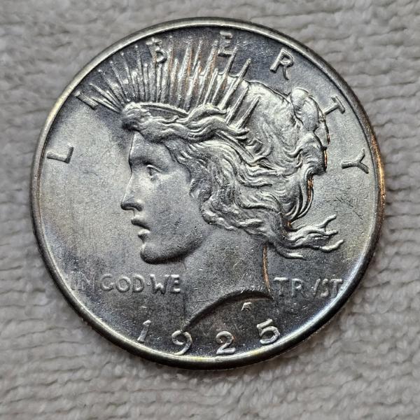 90% Silver 1925 United States Peace Dollar FV: $1.00