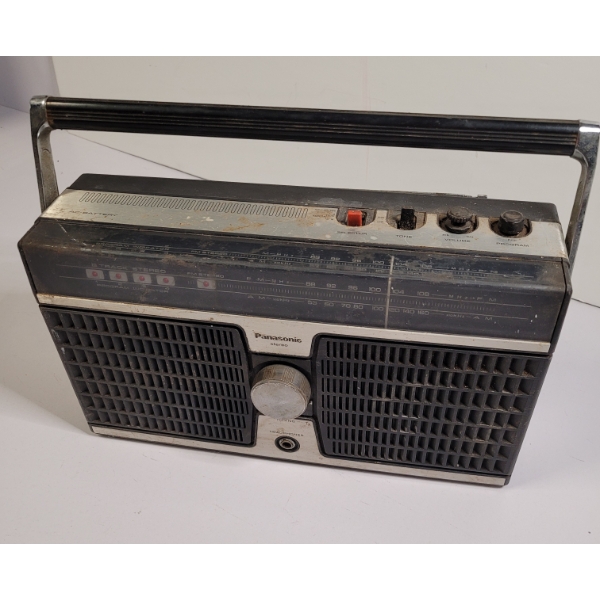 Vintage Panasonic Stereo - Radio And 8 Track Tape Player