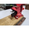 Image 5 : 4-1/2 Swivel Bench Vise Mounted on Workbench 