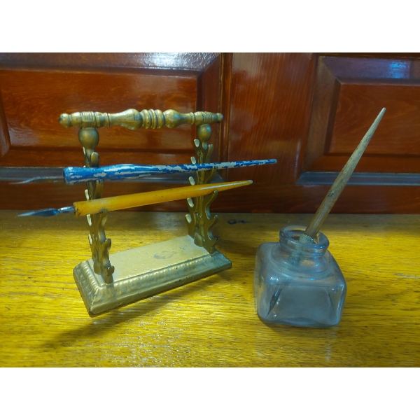 RARE - Antique Fountain Pen Holder - Ornate Brass Plated - See Pics - Includes Items Shown
