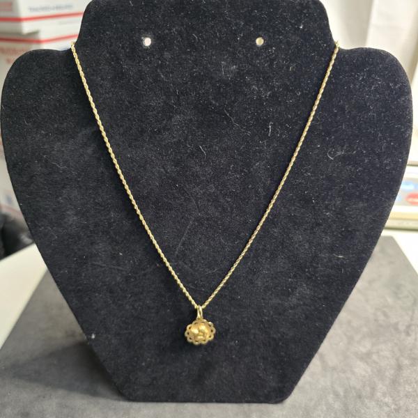 14k Gold Necklace with Cherub Pendant - 5g Total Weight