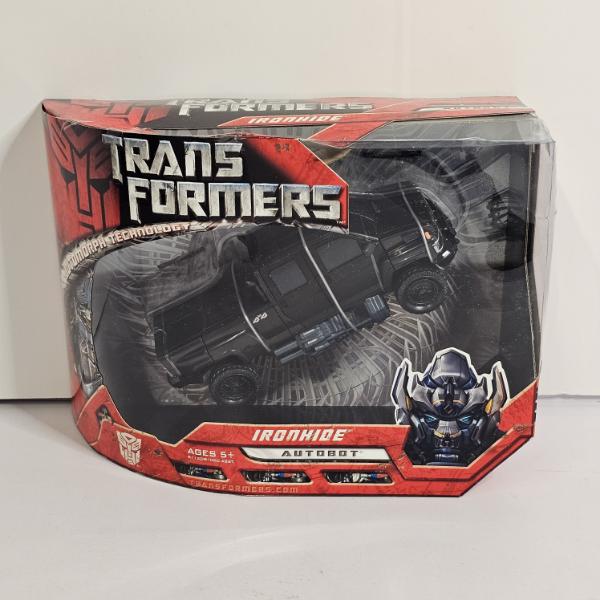 Transformers 2007 Movie Voyager Class Ironhide Action Figure