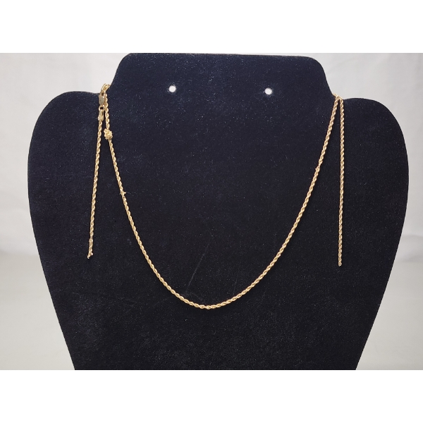 14K Gold Twist Chain Necklace (Damaged As Shown) Total Weight 2.6g