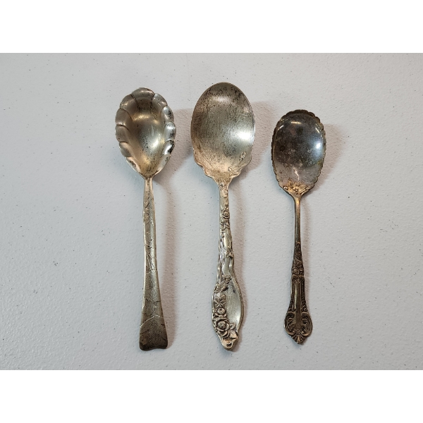 Three Vintage Sterling Silver Spoons TW: 72.0g