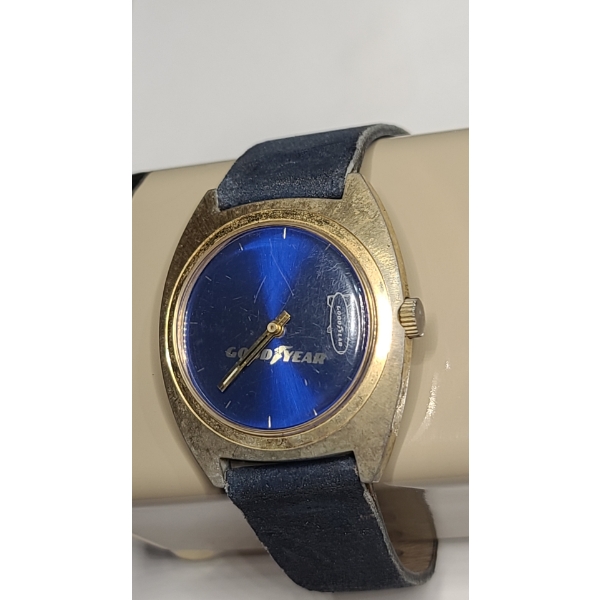 Vintage Goodyear Rotating Blimp Wind Up Wristwatch - Condition Unknown 