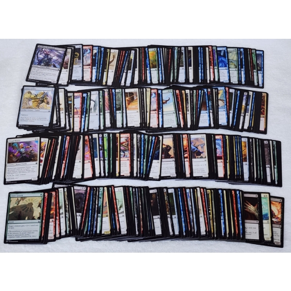 Over 100 Assorted MTG Magic The Gathering Trading Cards ~ Mostly From the Battlebond Set