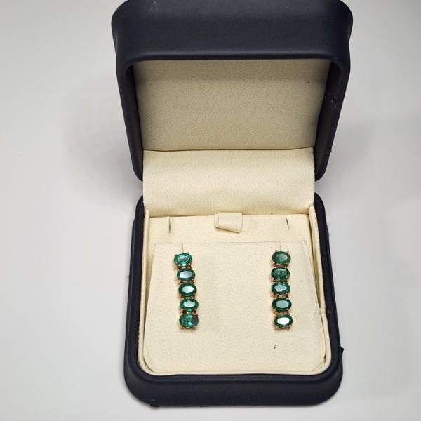 Gorgeous 14K Yellow Gold Drop Emerald Earrings - Total Weight: 5.2g