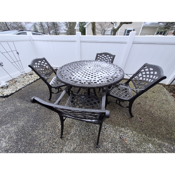 PICKUP IN NORTHFIELD - Superb Metal Outdoor Patio Table & 4 Chairs - 48" Includes Base For Umbrella 