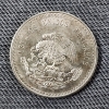 Image 4 : 1948 Estados Unidos Mexicanos Cinco Pesos 90% Silver Coin ~ ASW: 0.8681 oz