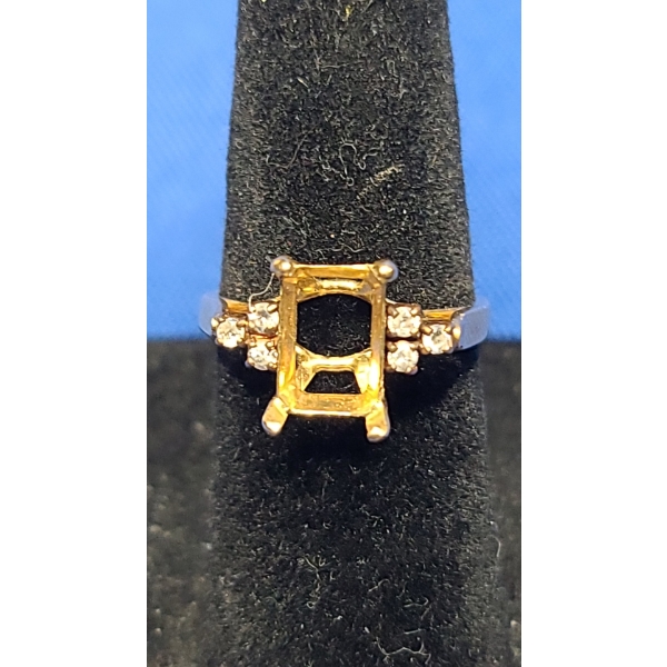 14K Gold Emerald Cut Open Setting Ring With Side Diamonds - Size 5 - Weight: 2.3g