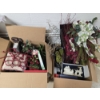 Image 1 : 2 Boxes of Assorted Christmas Decor incl Card holder, Signs, Porcelain Sleigh and More