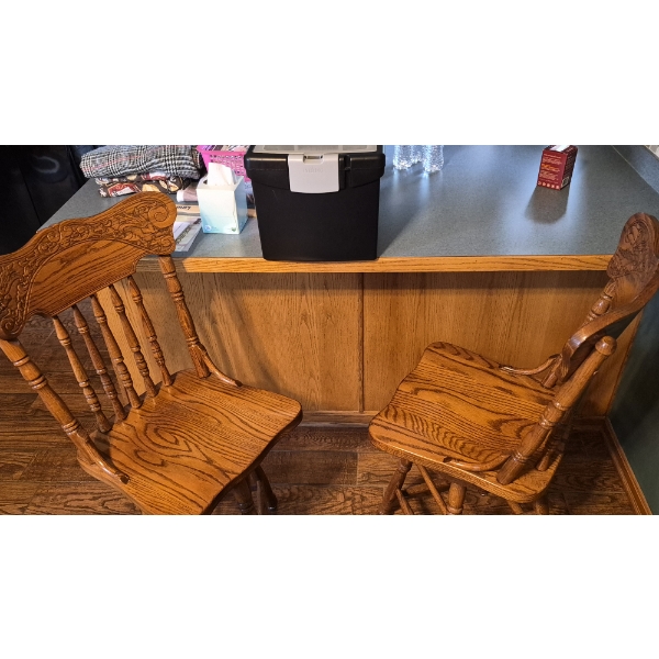 Louisville Home Pickup - Superb Set Of 2 Swil Type Oak Bar Chairs / Bar Stools - Like New - See Pics