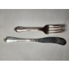 Image 2 : Reed & Barton Sterling Silver Fork & Knife With Stunning Dancing Flowers Design Weighing 42 Grams