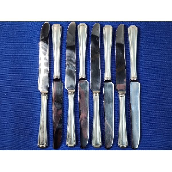Eight Sterling Silver Handled, Stainless Steel Bladed Knives ~ Weighing 526.5 Grams Total ~ 