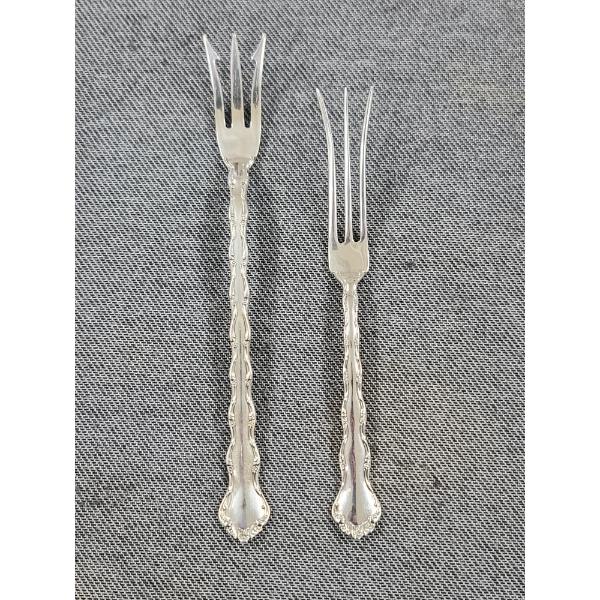 Two Nice Sterling Silver Forks Weighing 36.8 Grams