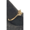Image 4 : Women's 10K Gold Heart-Shaped 3- Prong Open Setting Ring With Diamonds - Size 7.5 - Weight: 1.1g
