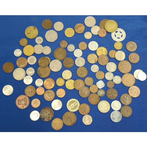 Large Assortment Of Foreign Coins & Tokens - Great Britain, France, Italy & More