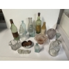 Image 2 : Miscellaneous Glassware - 14 total glasses - A few Vases - Train glassware 