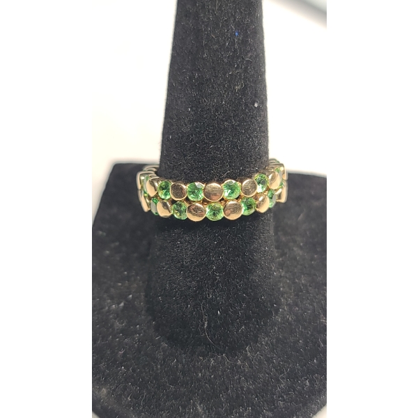 Tests As 14K Yellow Gold Wide Band Ring With Green Gemstones - Size 6 - Weight: 4.8g